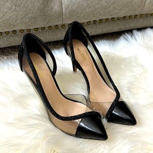 I use the shoes one time in a dinner with my friend but it’s not my right size